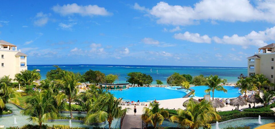 Resort for a Day: All Inclusive Options